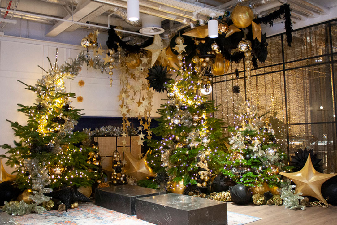 Gold glamourous commercial Christmas display