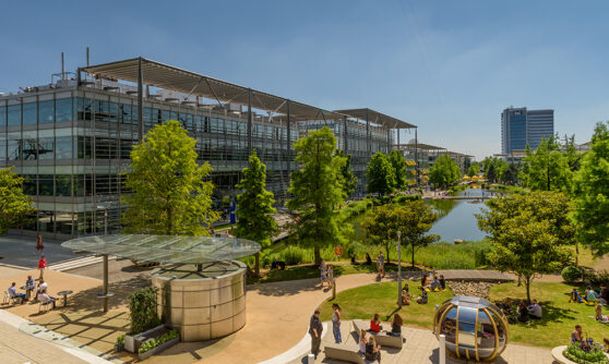Chiswick Park - grounds maintenance and ESG support